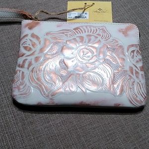 Patricia Nash metallic rose Cassini clutch. NWT  Dust cover included